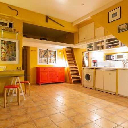 Dorm Hostel Camp Backpackers Marseilles Buitenkant foto