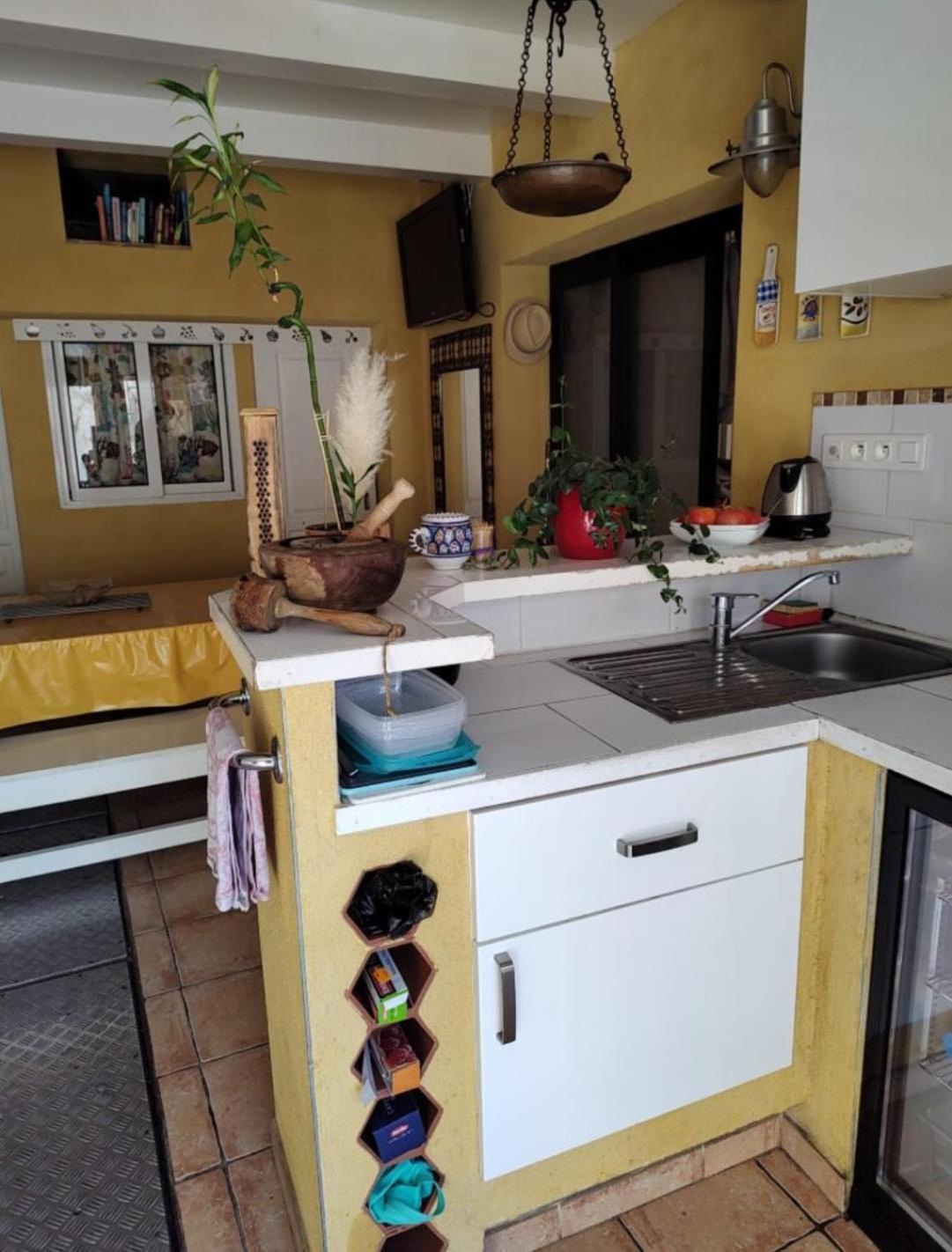 Dorm Hostel Camp Backpackers Marseilles Buitenkant foto